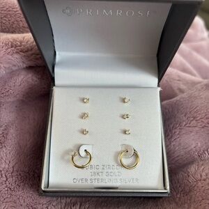 Primrose Earring Set 18 Kt Gold New in Box